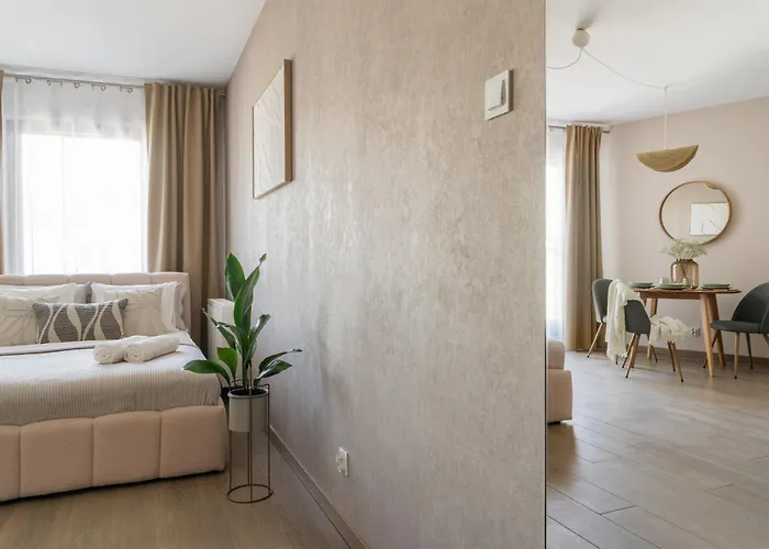 Be - Nowa Motlawa - & Wellness, Parking, Pool, Gym Γκντανσκ