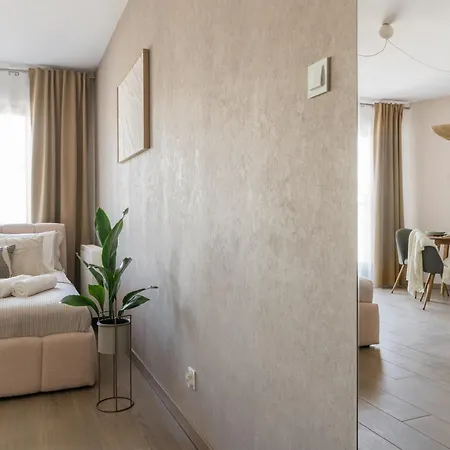 Be - Nowa Motlawa - & Wellness, Parking, Pool, Gym Gdaňsk